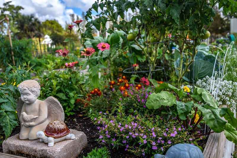 Botanical Gardens at Lakes Park