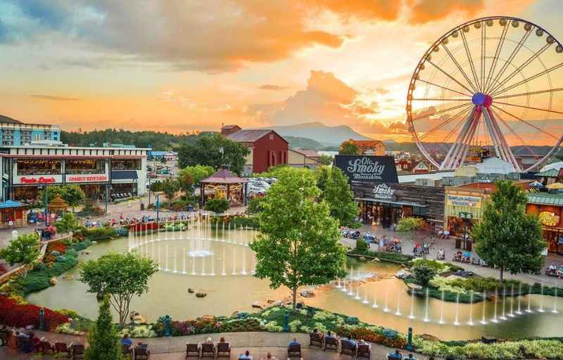 Dollywood Theme Park