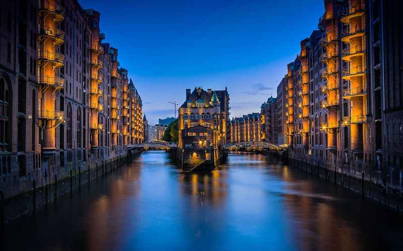 Fun Things to Do in Hamburg at Night & Late Afternoon