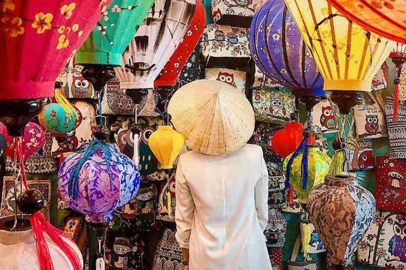 Hoi An Night Market