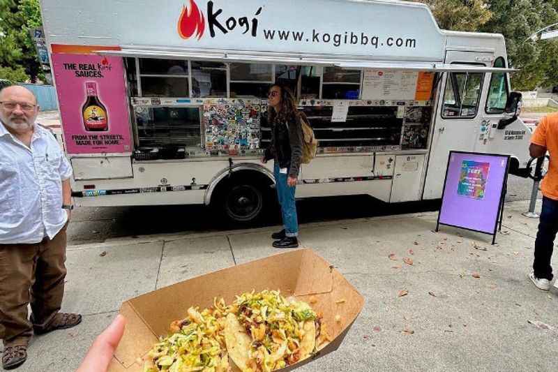 One of the Many Food Trucks in Hollywood