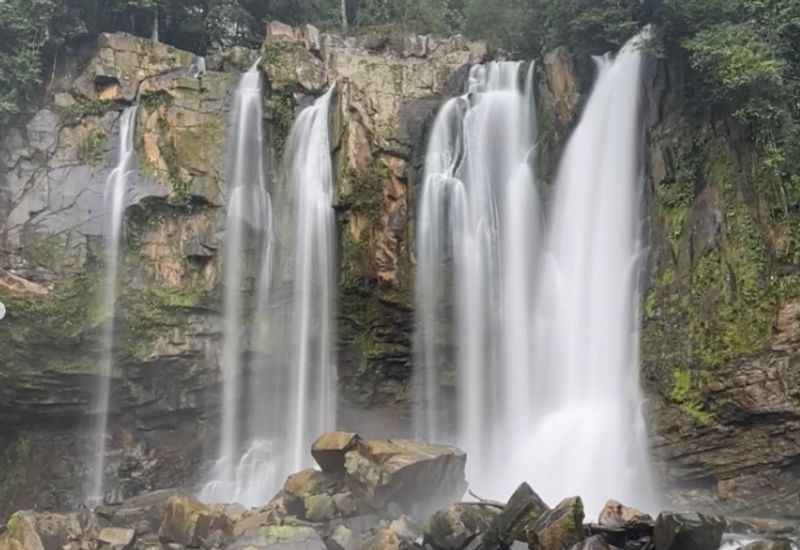 Nauyaca Waterfalls