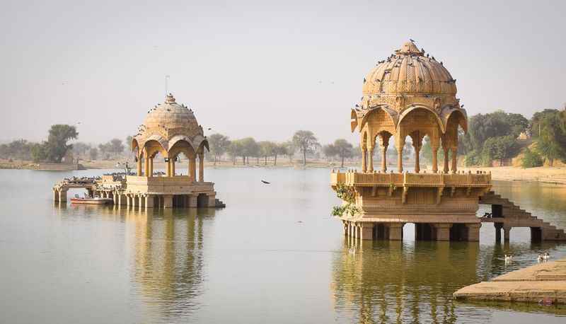 Gadisar Lake