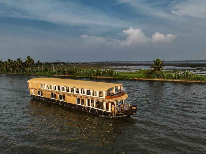 Venezia Kerala Houseboat Cruise