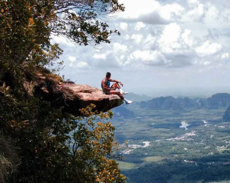 Dragon Crest Mountain