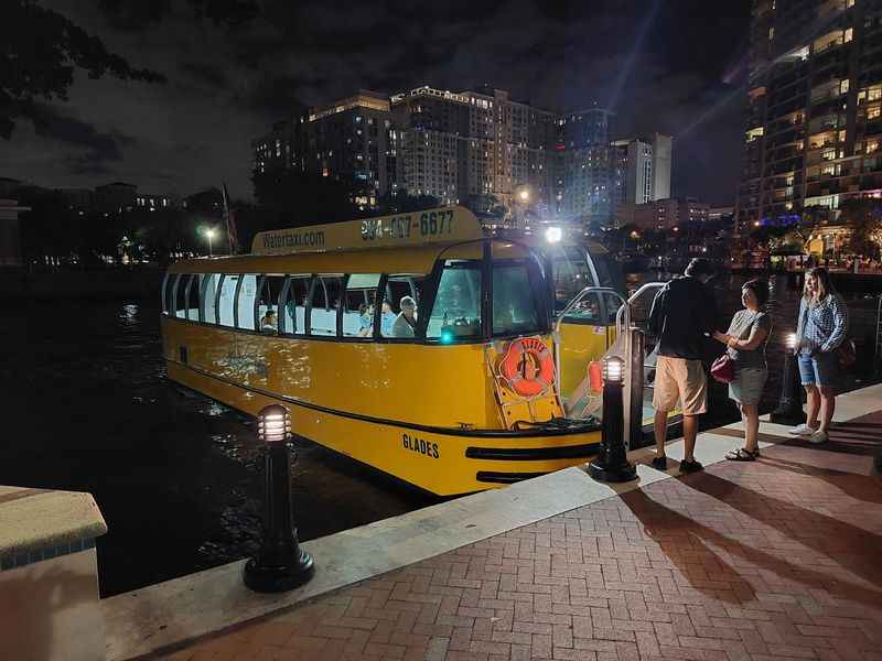 Las Olas Water Taxi