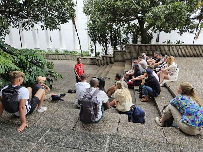 Free Walking Tour Medellin - Real City Tours