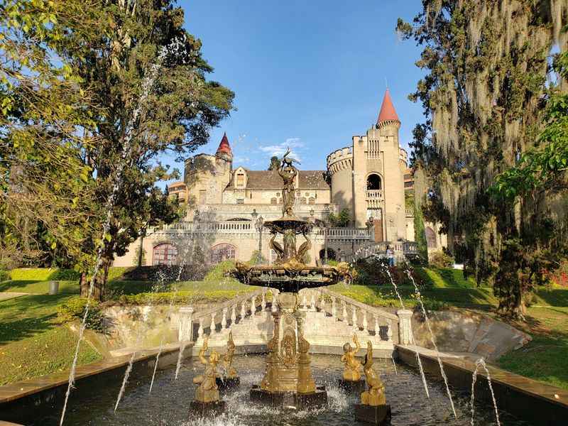 El Castillo Museum and Gardens