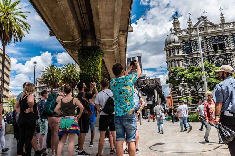 Free walking tour Medellín - Capture Colombia Tours