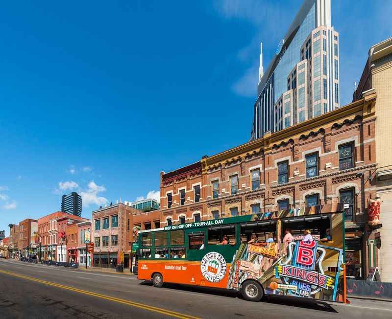 Old Town Trolley Tours Nashville