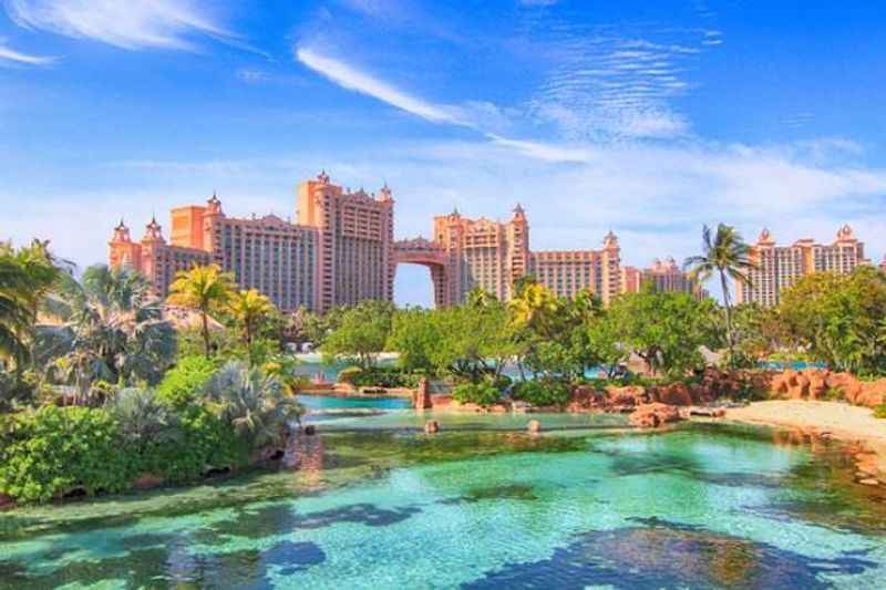  Atlantis Paradise Island