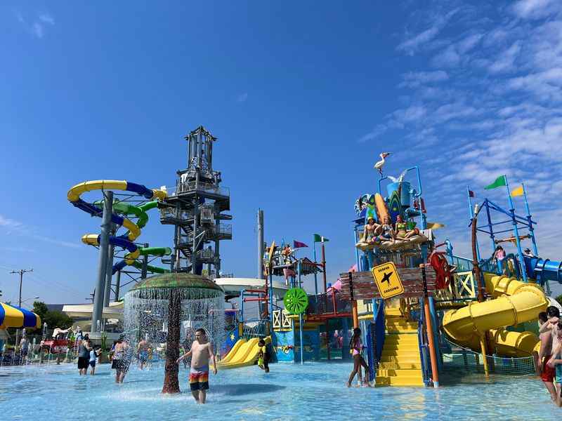 Keansburg - Runaway Rapids Waterpark