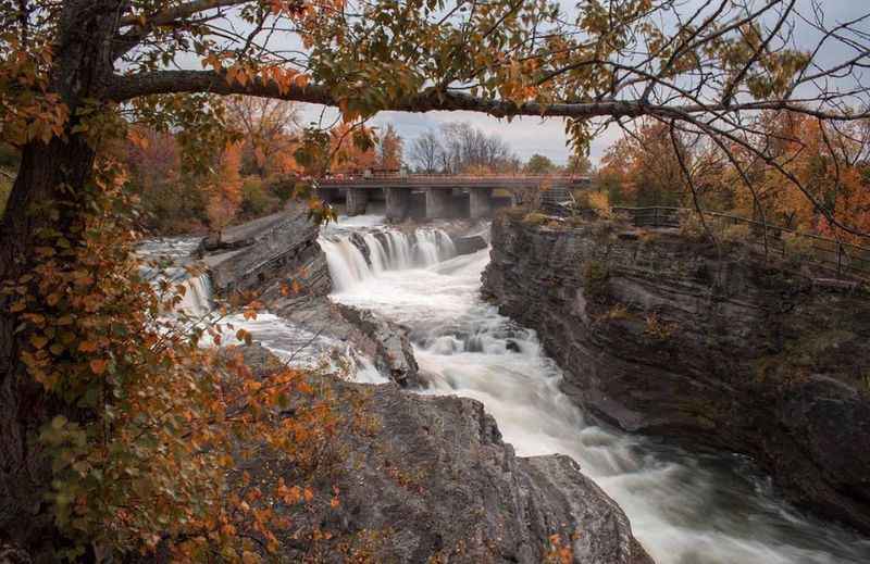 Hog's Back Falls