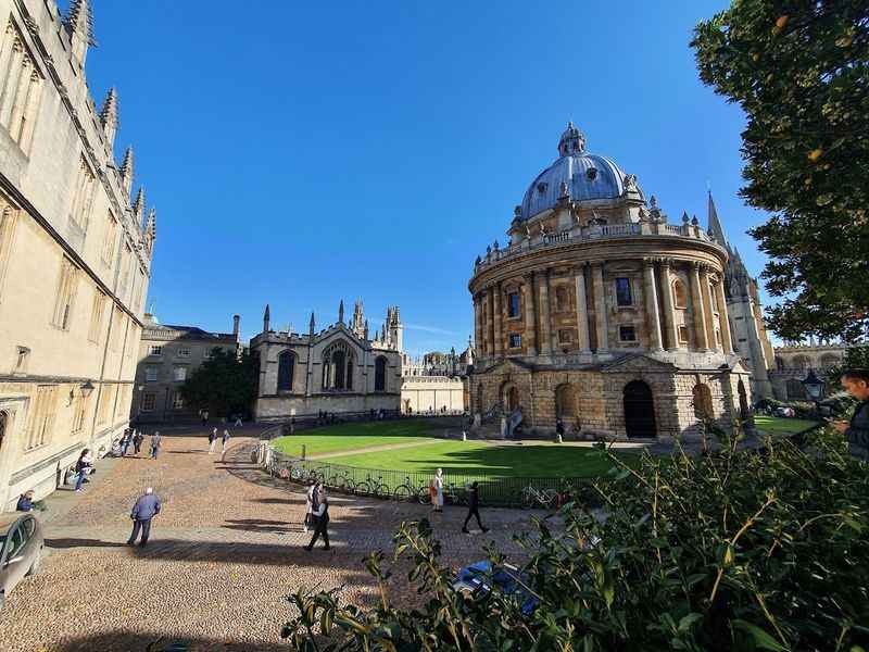 Exeter College