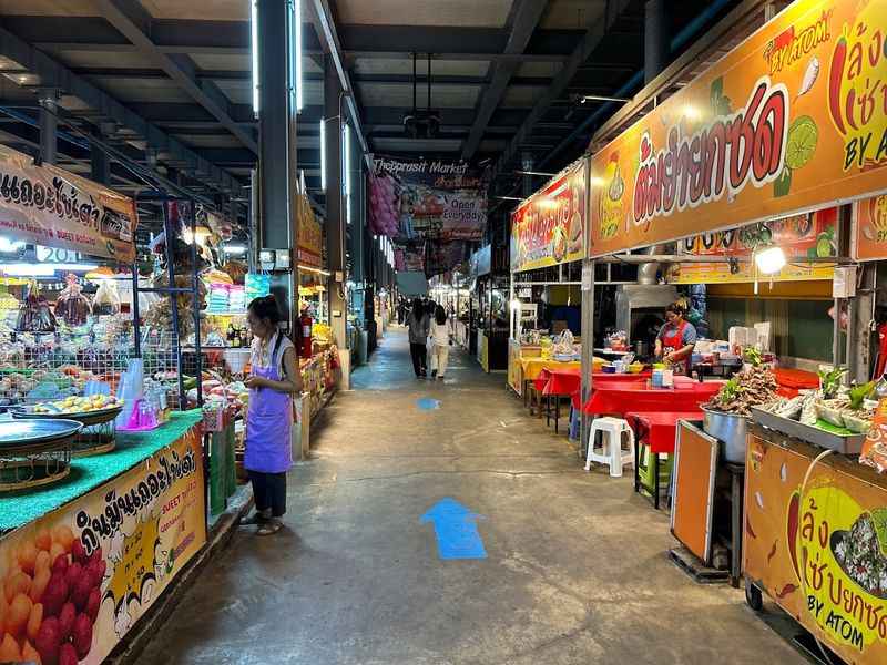 Thepprasit Night Market