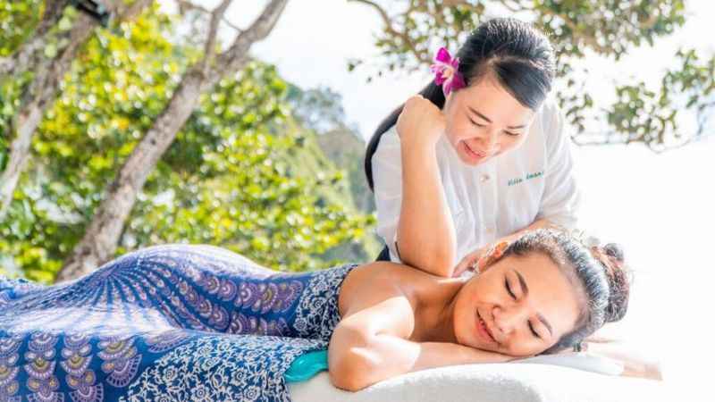 Thai massage on Rawai Beach