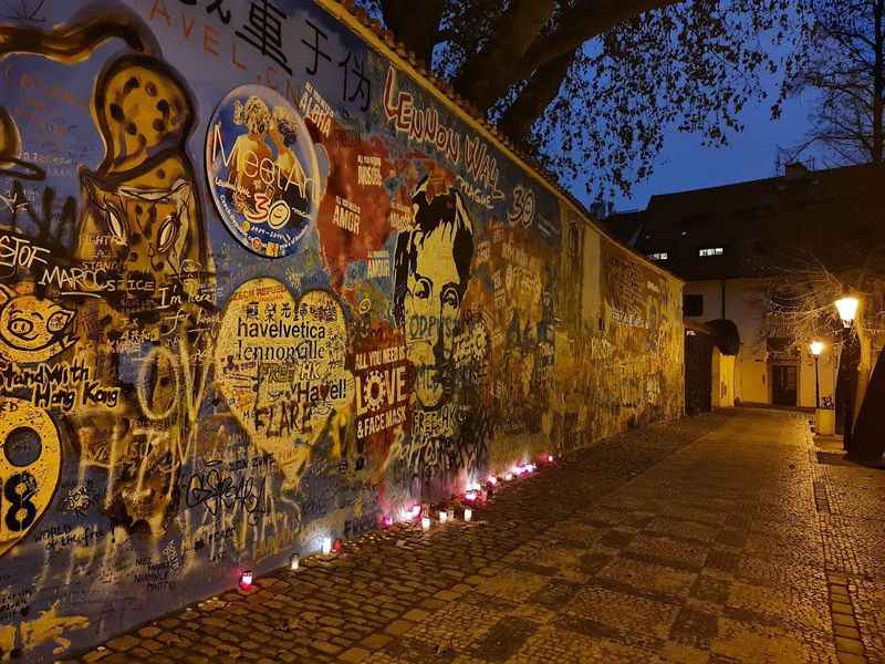 John Lennon Wall