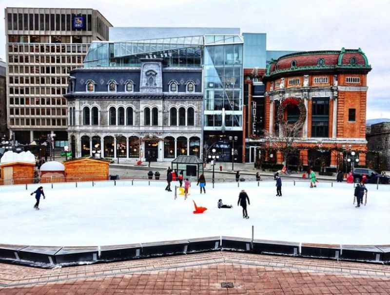 Ice skating at Place d'Youville