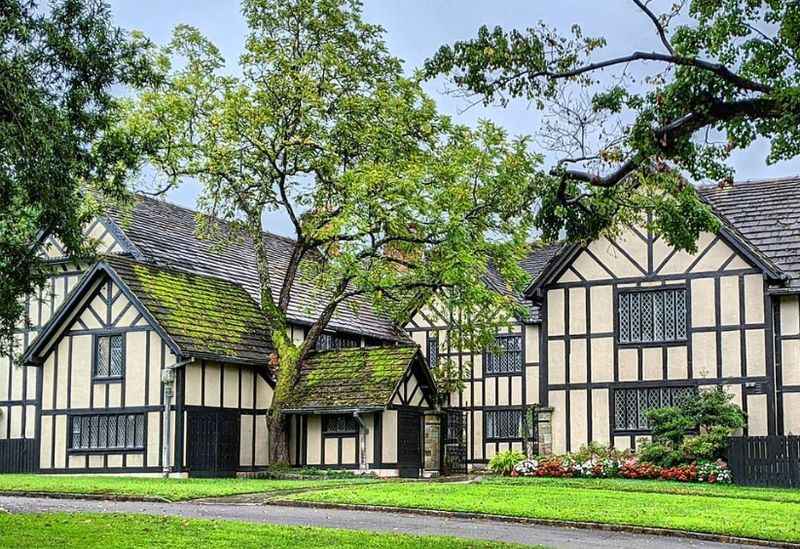 Agecroft Hall