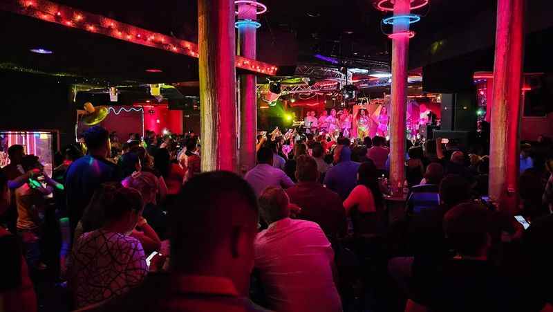 El Palacio Nightclub & Restuarant