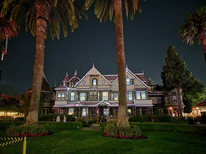 Winchester Mystery House