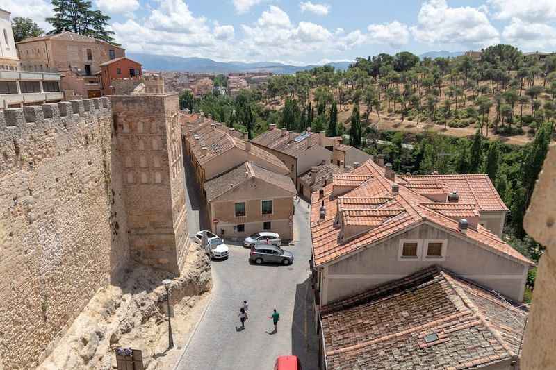 Segovia Walls