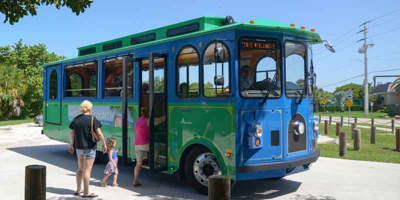 Siesta Key Breeze Trolley