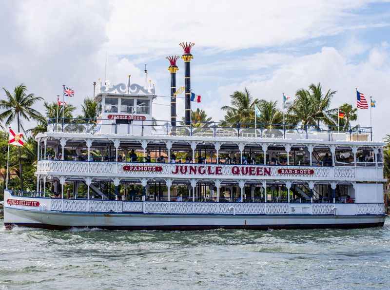 Take a cruise along Florida's Gulf Coast