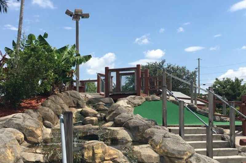 Adventure Mini Golf