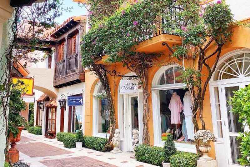 Take a Stroll Down Worth Avenue, Palm Beach's Luxury Shopping