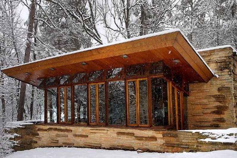 Cottage Designed by Frank Lloyd Wright