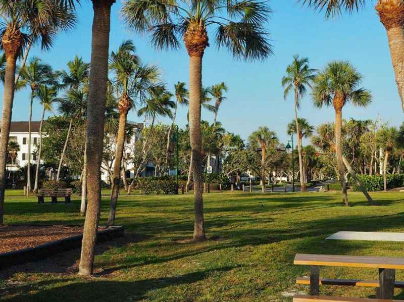 Lowdermilk Beach Park