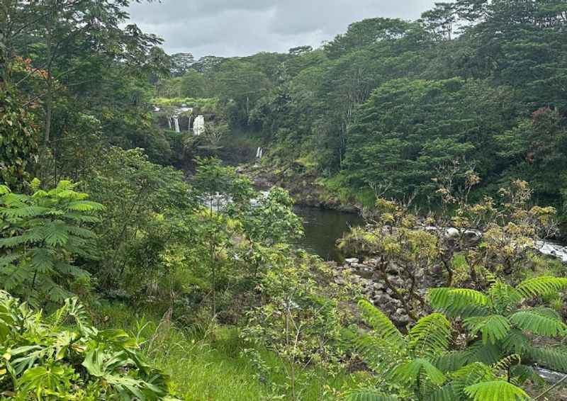 Wailuku River State Park