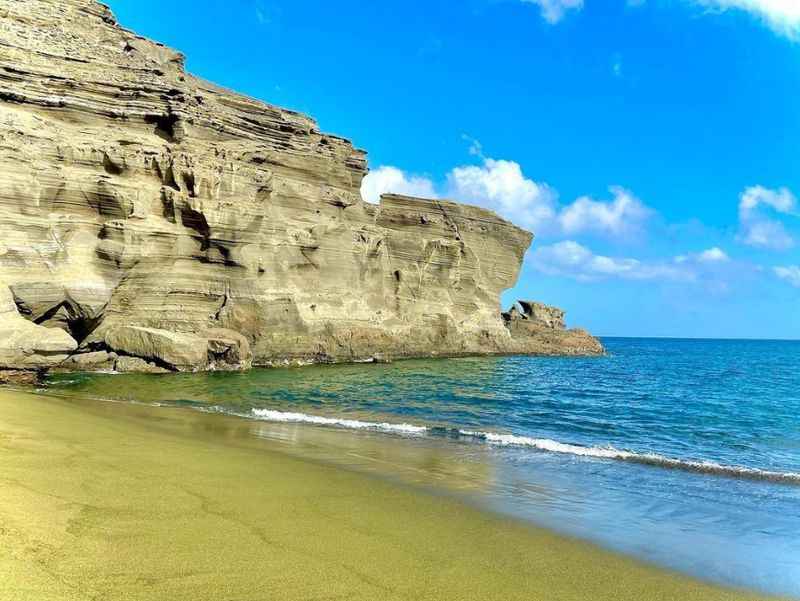 Papakōlea Green Sand Beach