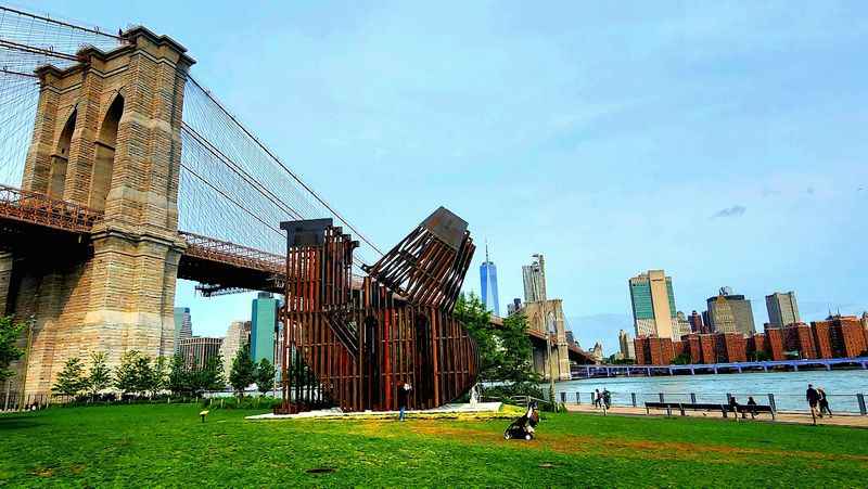 Brooklyn Bridge Park