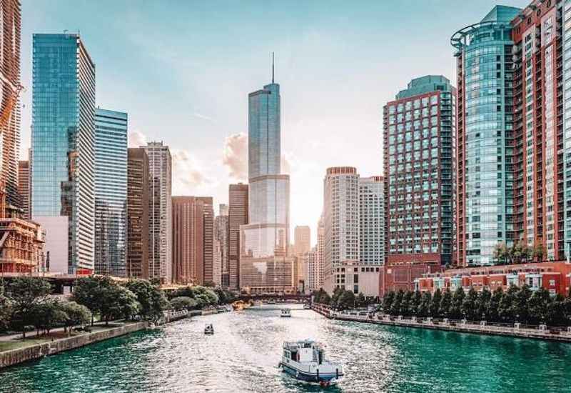 Chicago River Cruises