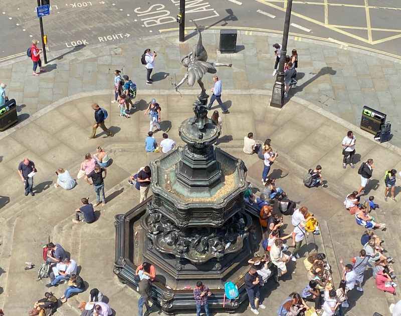 Piccadilly Circus