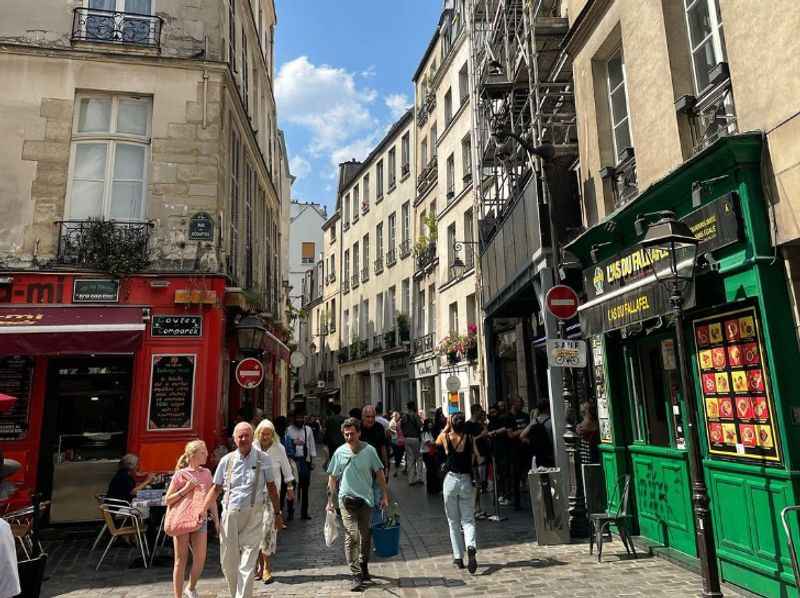 Rue des Rosiers