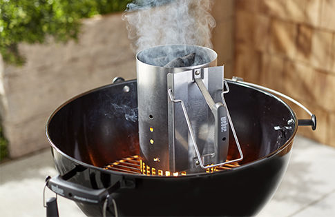 Cheminée d'allumage pour barbecue