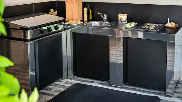 Meubles de cuisine extérieure en inox et noir