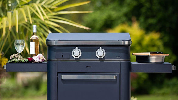 Plancha à gaz sur chariot avec tablettes