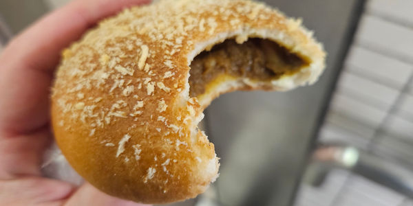 curry-bread