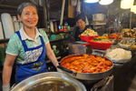Travel photos from Week 1: Sep 26 - Oct 2 - TWICE, Seoul and a Whole lot of Kimbap. thumbnail 8