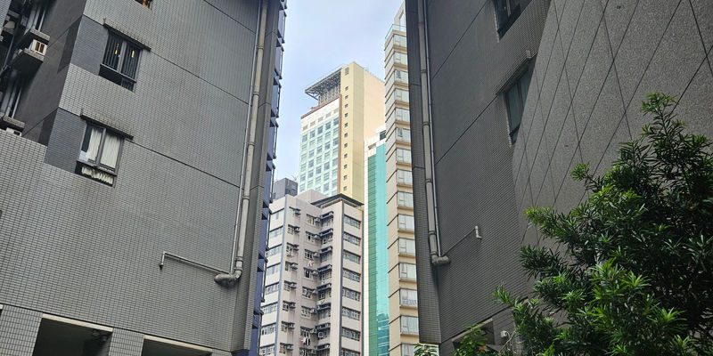 Travel photos from Week 10: Nov 28 - Dec 4: Kowloon, K-Pop and Iced Caffeine 23