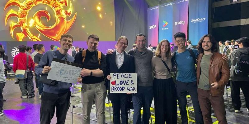 Travel photos from Week 5: Oct 24 - Oct 30: Starcraft, Themeparks and Long Hours at Work. 10