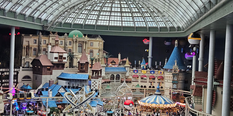 Travel photos from Week 5: Oct 24 - Oct 30: Starcraft, Themeparks and Long Hours at Work. 7