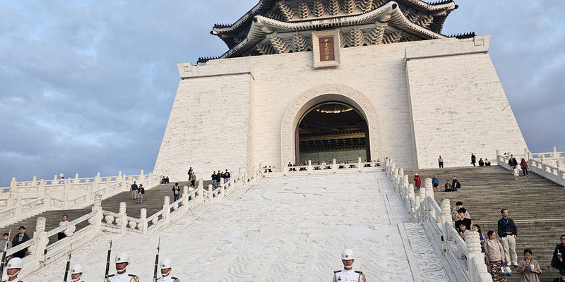 Travel photos from Week 9: Nov 21 - Nov 27: Budhism, Dumplings, and a Distinct Culture 28