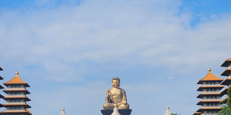 Travel photos from Week 9: Nov 21 - Nov 27: Budhism, Dumplings, and a Distinct Culture 6