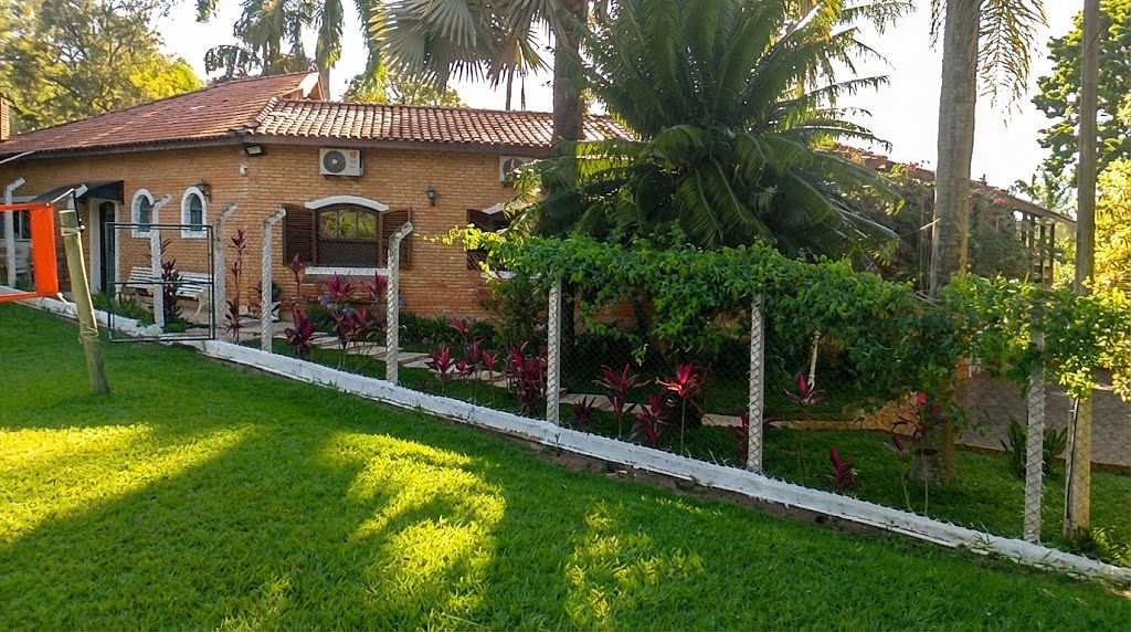 Jardim Externo da Chácara da Vó Estela