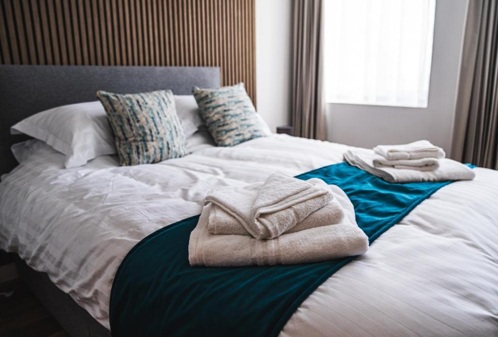 London House Apartments